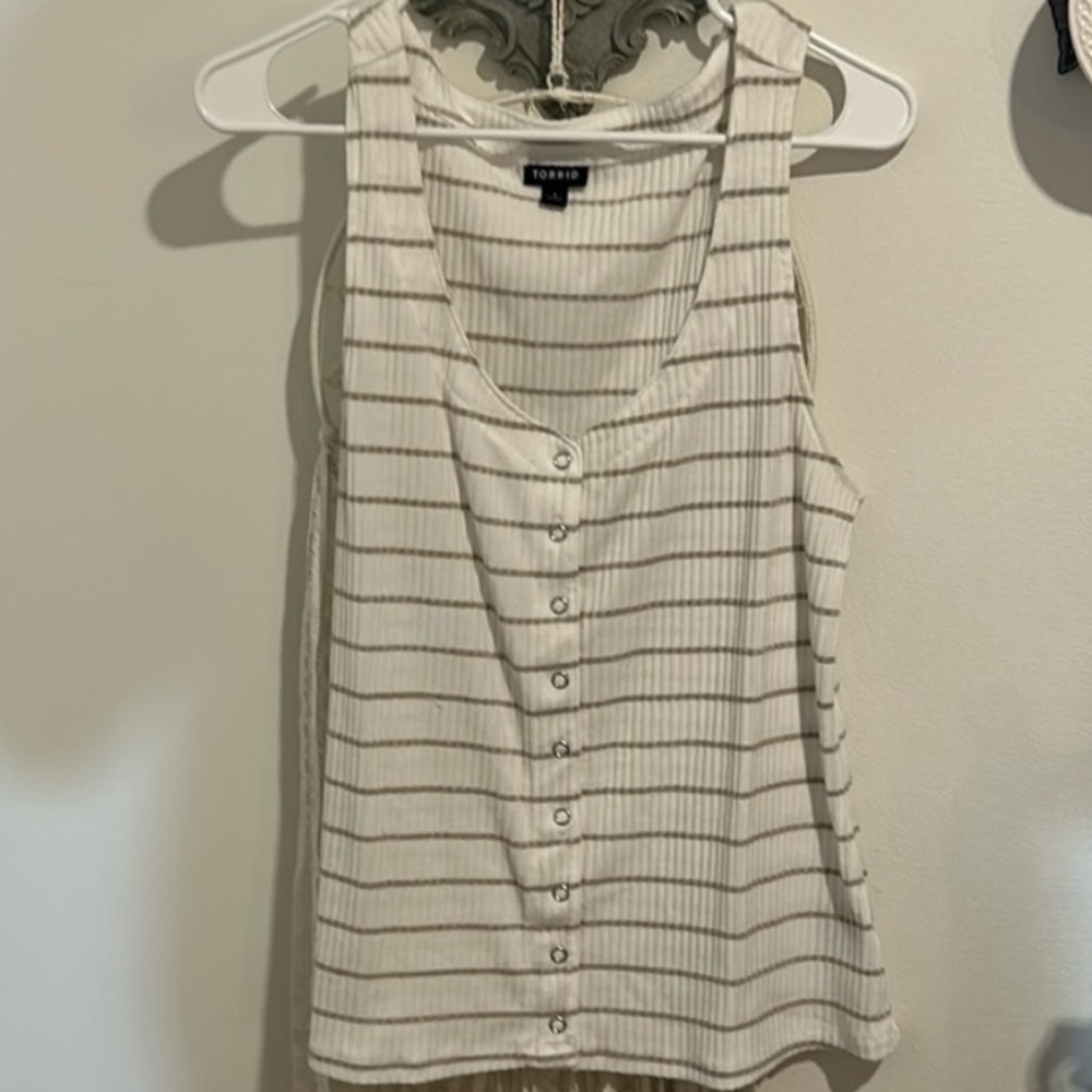 Torrid White and Gray Striped Tank Top - Picture 3 of 8